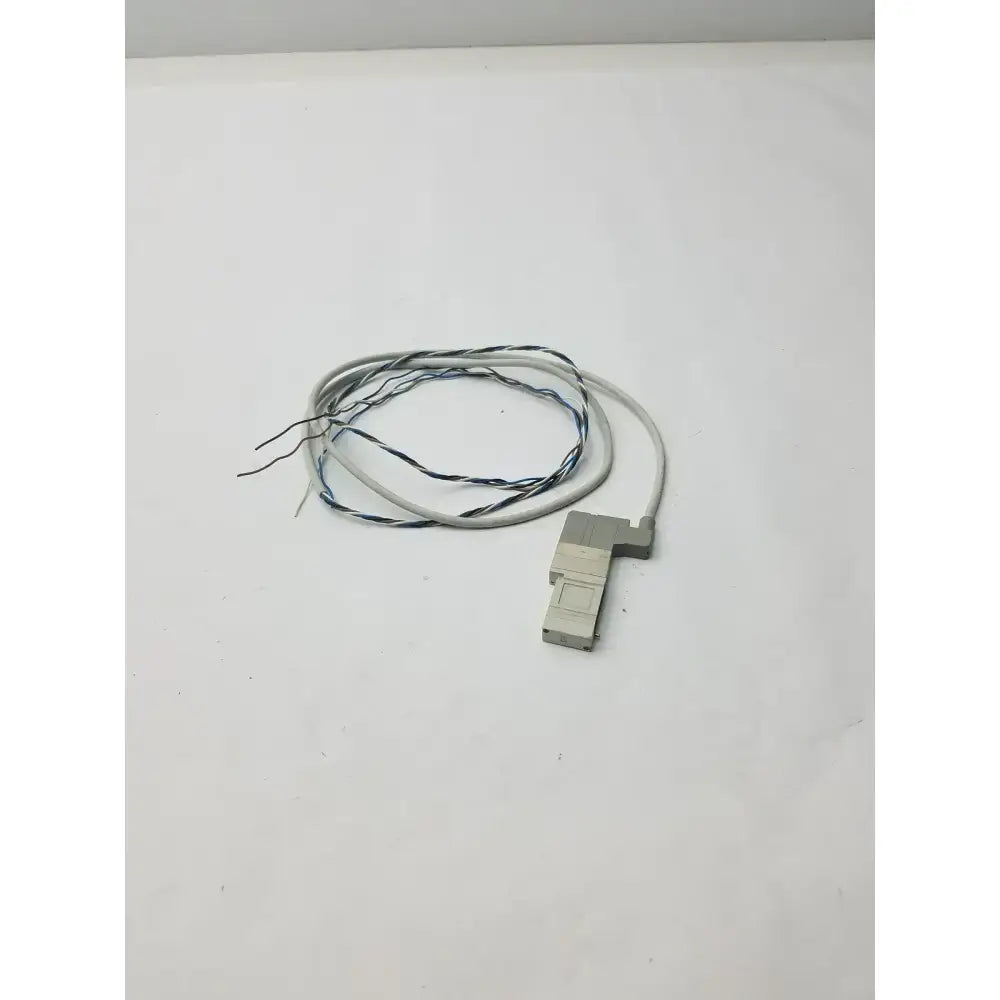 SMC SV1A00-5W4U Solenoid Valve SV1A005FU Solenoid Valve, second-hand product photo 7