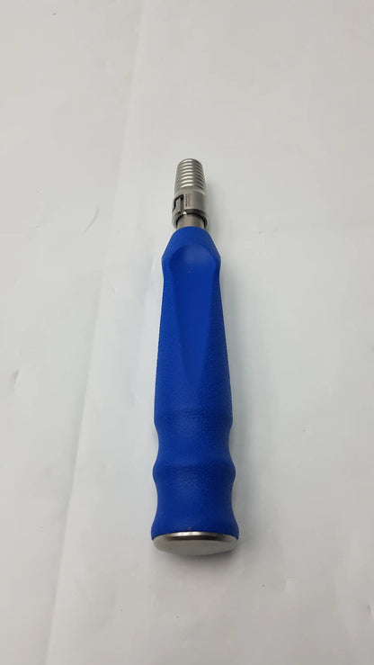Synthes 9916529 orthopedic screwdriver handle with blue ergonomic grip and metallic threaded tip surgical instrument