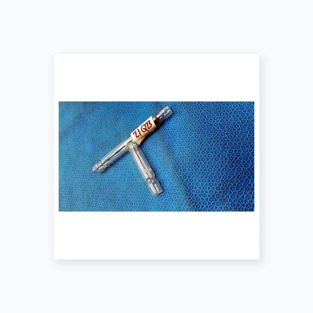Reuse Medical T-Shaped Hose Connector Tube 71mm H x 119mm W Labware Other Medical & Lab Glassware, second-hand product photo 1