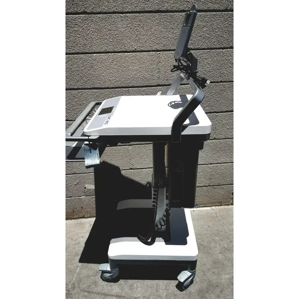 T7 Powered Technology Cart Mobile Medical Workstation with Power Supply Mobile Medical Workstation, second-hand product photo 3