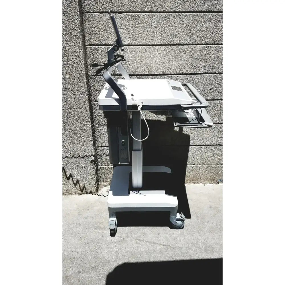 T7 Powered Technology Cart Mobile Medical Workstation with Power Supply Mobile Medical Workstation, second-hand product photo 5