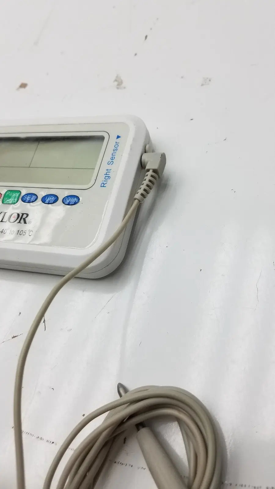 Taylor (-40°to 221 °F-40° to 105 °C) Recording Thermometer With Dual Probes Recording Thermometer, second-hand product photo 3