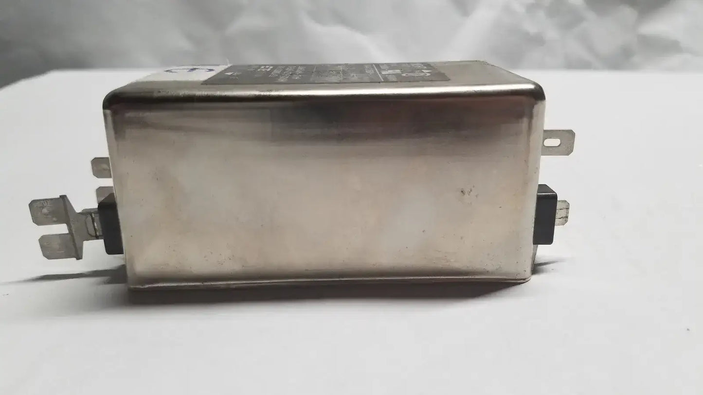 TE CONNECTIVITY 10EHT1 F7667 10 A 120 250 Volt EMI Filter 10 AMP EMI Filter, second-hand product photo 3