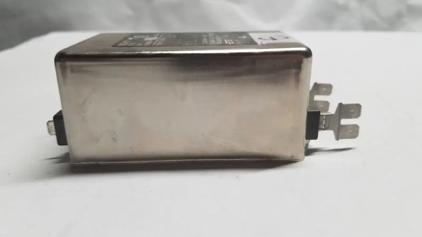 TE CONNECTIVITY 10EHT1 F7667 10 A 120 250 Volt EMI Filter 10 AMP EMI Filter, second-hand product photo 5