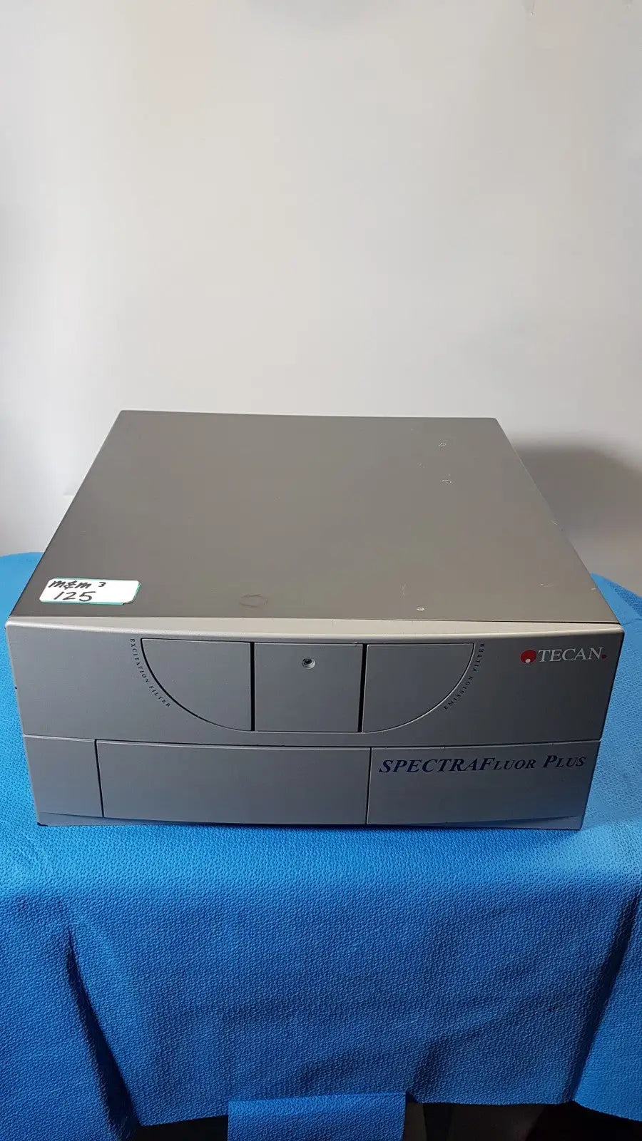 Reuse Medical Tecan SpectraFlour Plus Microplate Reader Fluorescence System Other Medical & Lab Equipment, second-hand product photo 1
