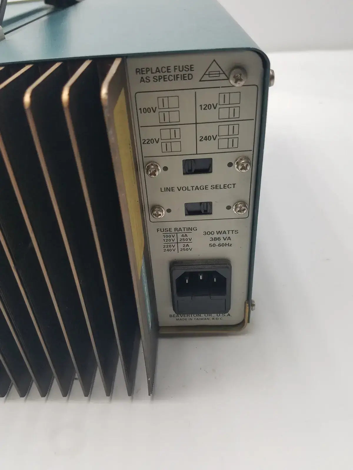 Tektronix PS280 Triple Output DC Power Supply DC Power Supply, second-hand product photo 8