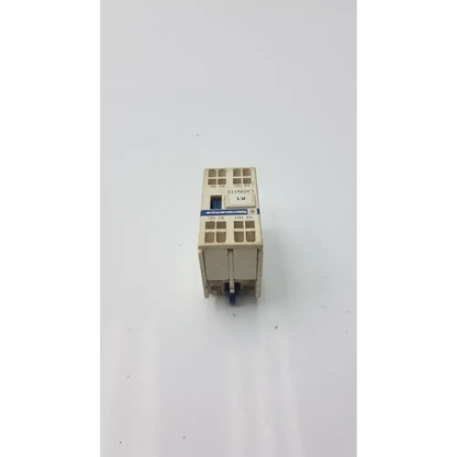 Schneider Electric Telemecanique Schneider Electric A013256 Auxiliary Switch Block Auxiliary Switch Block, second-hand product photo 3
