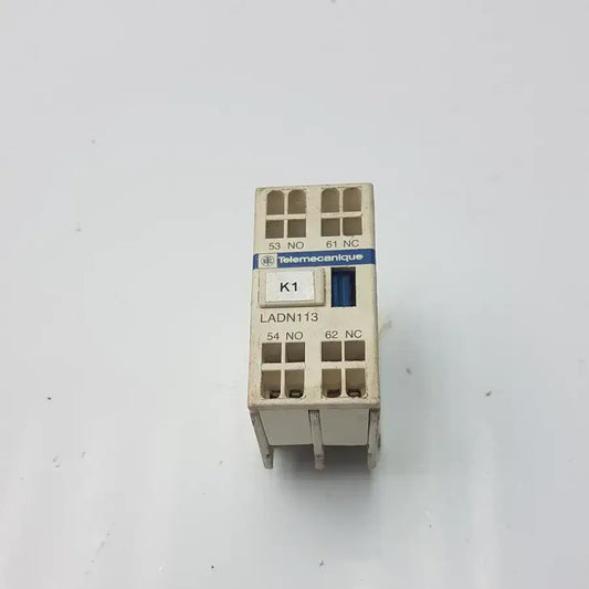Schneider Electric Telemecanique Schneider Electric A013256 Auxiliary Switch Block Auxiliary Switch Block, second-hand product photo 1
