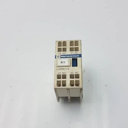 Schneider Electric Telemecanique Schneider Electric A013256 Auxiliary Switch Block Auxiliary Switch Block, second-hand product photo 1