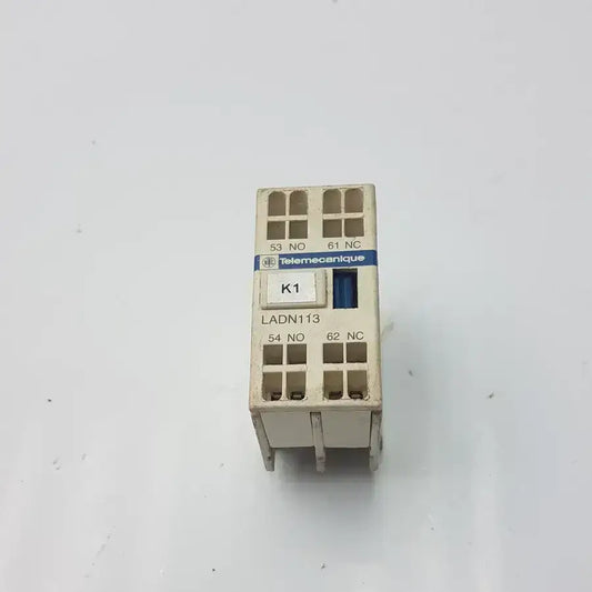 Schneider Electric Telemecanique Schneider Electric A013256 Auxiliary Switch Block Auxiliary Switch Block, second-hand product photo 1