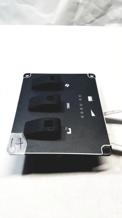 Tennant 1520 Carpet Extractor Panel Switches Harness Carpet Extractor Control Panel, second-hand product photo 3