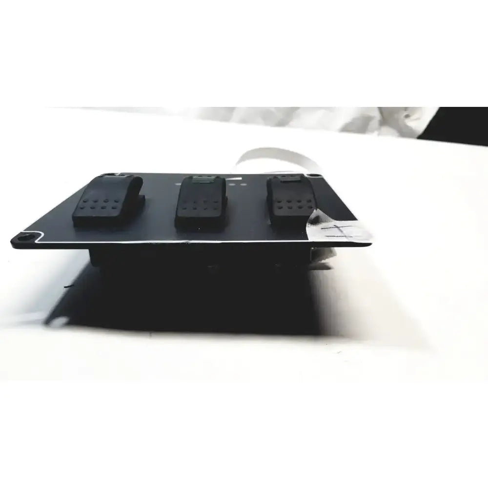 Tennant 1520 Carpet Extractor Panel Switches Harness Carpet Extractor Control Panel, second-hand product photo 2