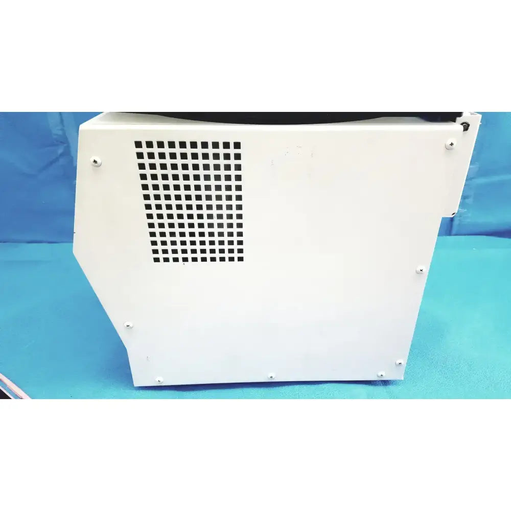 Clay Adams The Silent Solution Silencer 2100 Centriifuge System Benchtop Centrifuge, second-hand product photo 11