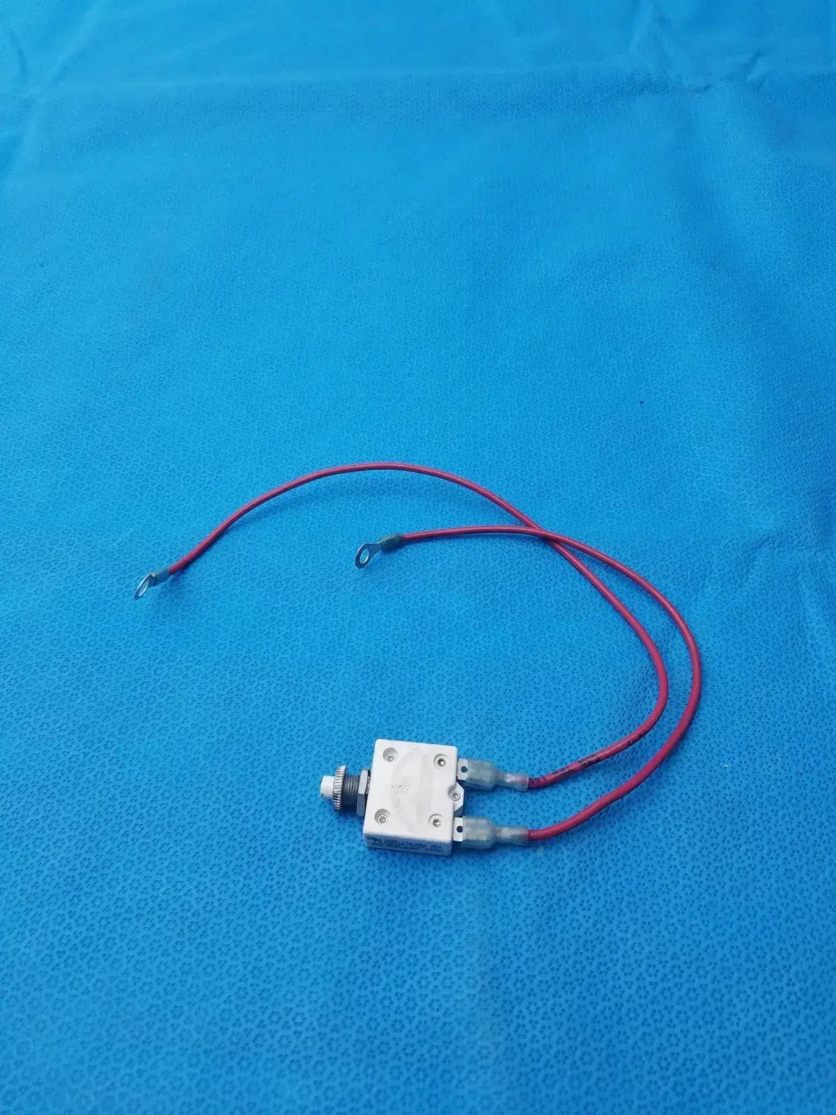 Generic Thermal Circuit Breaker Push Button Reset 20A 250VAC 50VDC Ignition Circuit Breaker, second-hand product photo 2