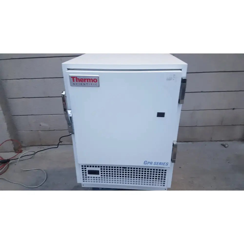 Thermo Scientific Thermo fisher Scientific MR05 Series Undercounter Lab Refrigerator Laboratory Refrigerator, second-hand product photo 1