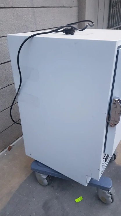 Thermo Scientific Thermo fisher Scientific MR05 Series Undercounter Lab Refrigerator Laboratory Refrigerator, second-hand product photo 4