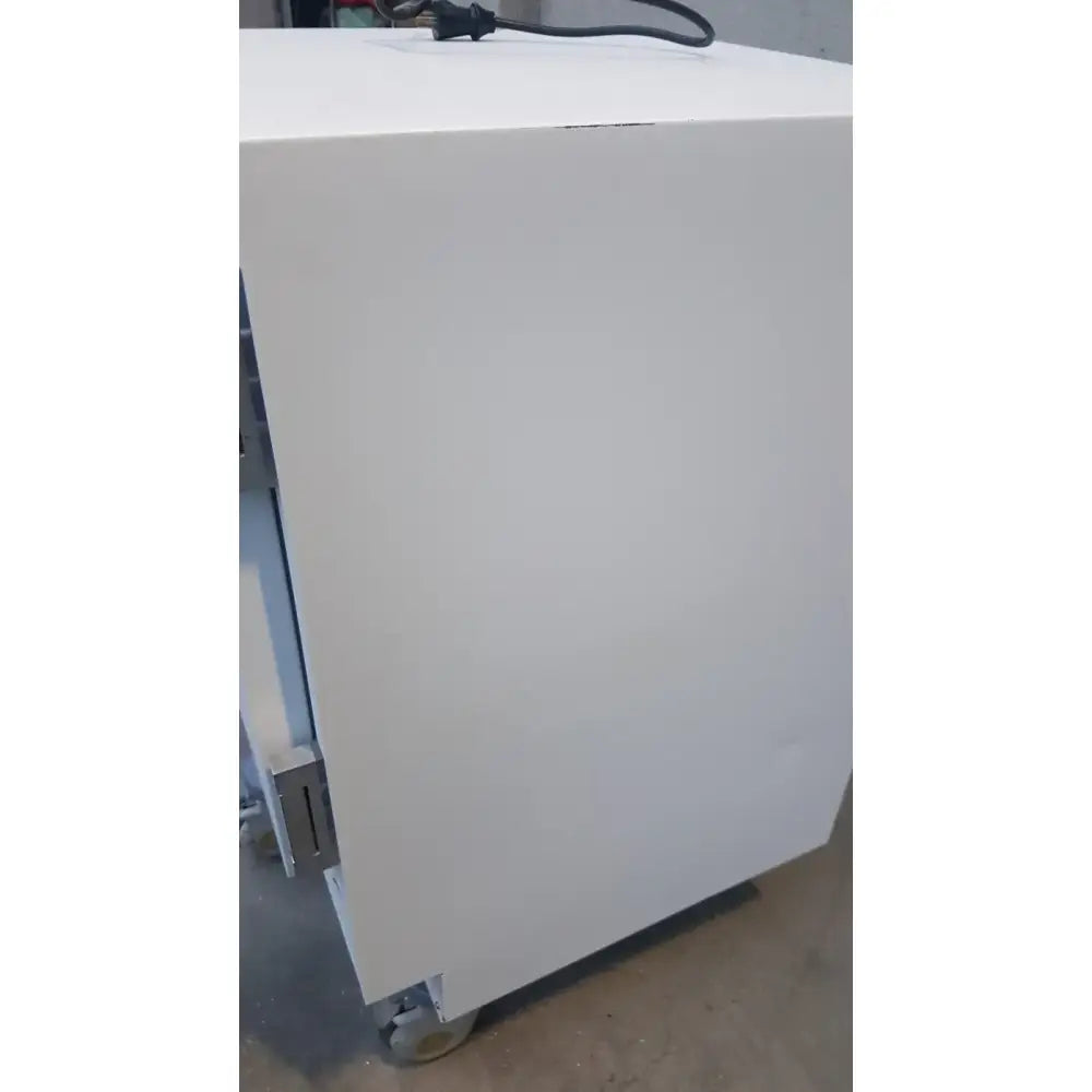 Thermo Scientific Thermo fisher Scientific MR05 Series Undercounter Lab Refrigerator Laboratory Refrigerator, second-hand product photo 3