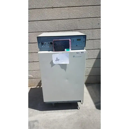 Thermo Forma Scientific Thermo Forma 3110 Water-Jacketed Laboratory Incubator Laboratory Incubator, second-hand product photo 3