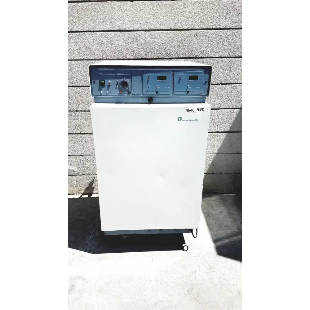 Thermo Forma Scientific Thermo Forma 3110 Water-Jacketed Laboratory Incubator Laboratory Incubator, second-hand product photo 4