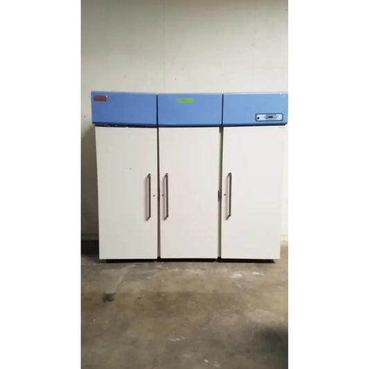 Reuse Medical Thermo Lab Refrigerator Triple Solid Door | Laboratory Storage Lab Freezers & Refrigerators, second-hand product photo 1