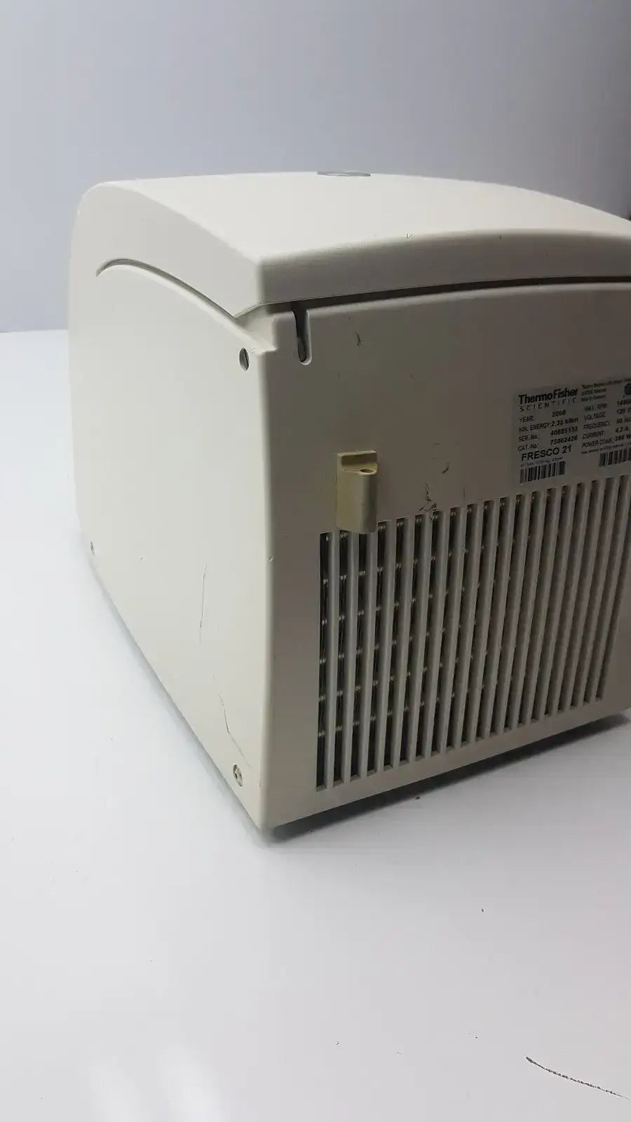 Thermo Scientific Heraeus Fresco 21 Refrigerated Centriifuge Microcentriifuge Refrigerated Microcentrifuge, as-is (for parts) product photo 13