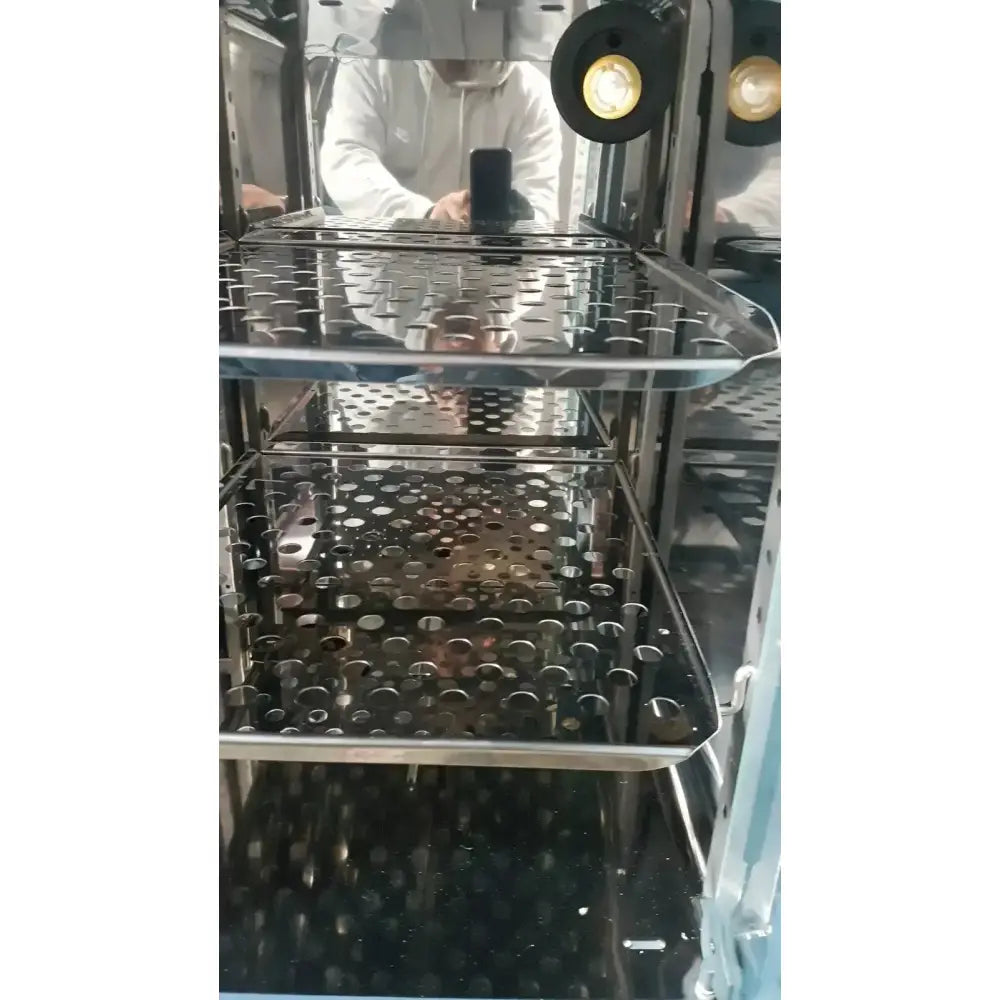 Thermo Scientific Heratherm IGS60 Incubator Incubator, as-is (for parts) product photo 10
