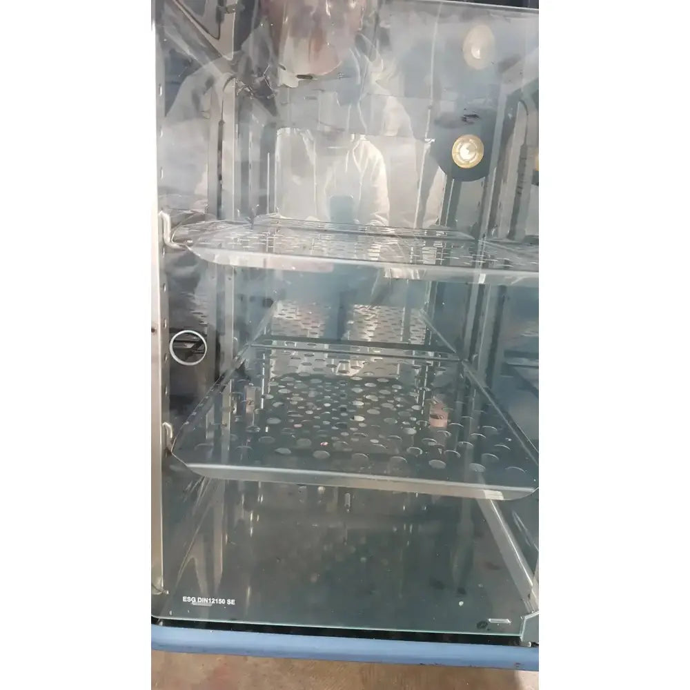 Thermo Scientific Heratherm IGS60 Incubator Incubator, as-is (for parts) product photo 6