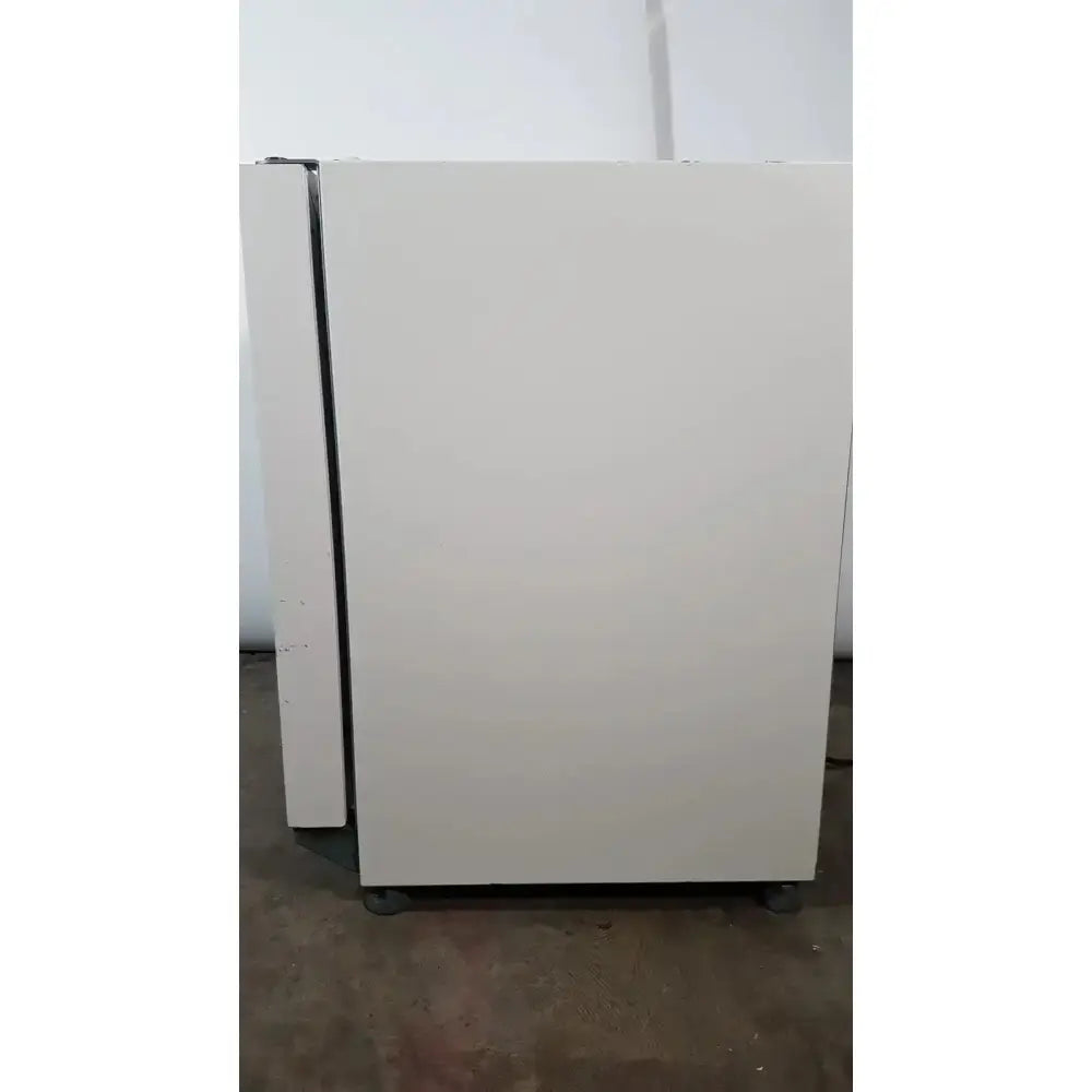 Thermo Scientific Heratherm IGS60 Incubator Incubator, as-is (for parts) product photo 14
