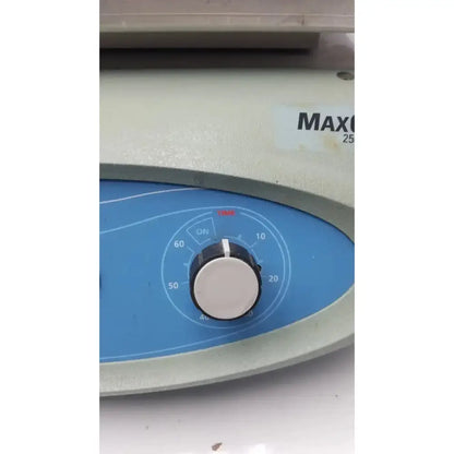 Thermo Scientific MaxQ 2500 Orbital Reciprocating Shaker Laboratory Shaker, second-hand product photo 4