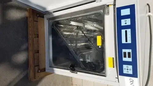Thermo Scientific Napco Series 8000 WJ CO2 Incubator CO2 Incubator, second-hand product photo 5