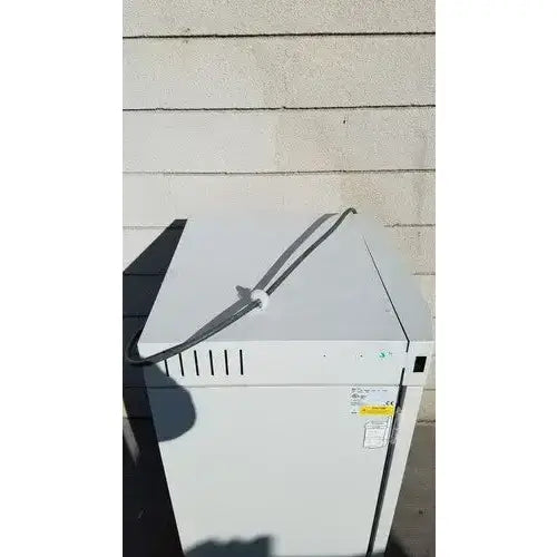 Thermo Scientific Napco Series 8000 WJ CO2 Incubator CO2 Incubator, second-hand product photo 9