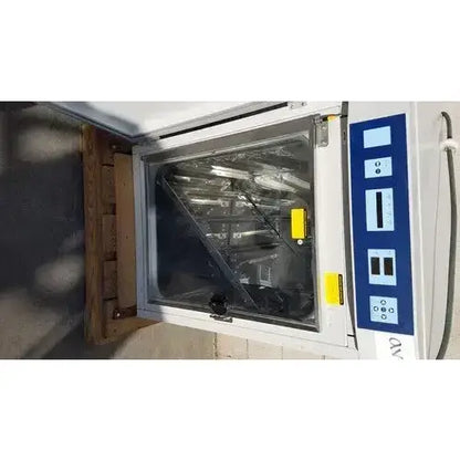 Thermo Scientific Napco Series 8000 WJ CO2 Incubator CO2 Incubator, second-hand product photo 5