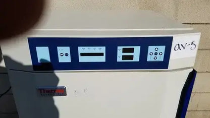 Thermo Scientific Napco Series 8000 WJ CO2 Incubator CO2 Incubator, second-hand product photo 3