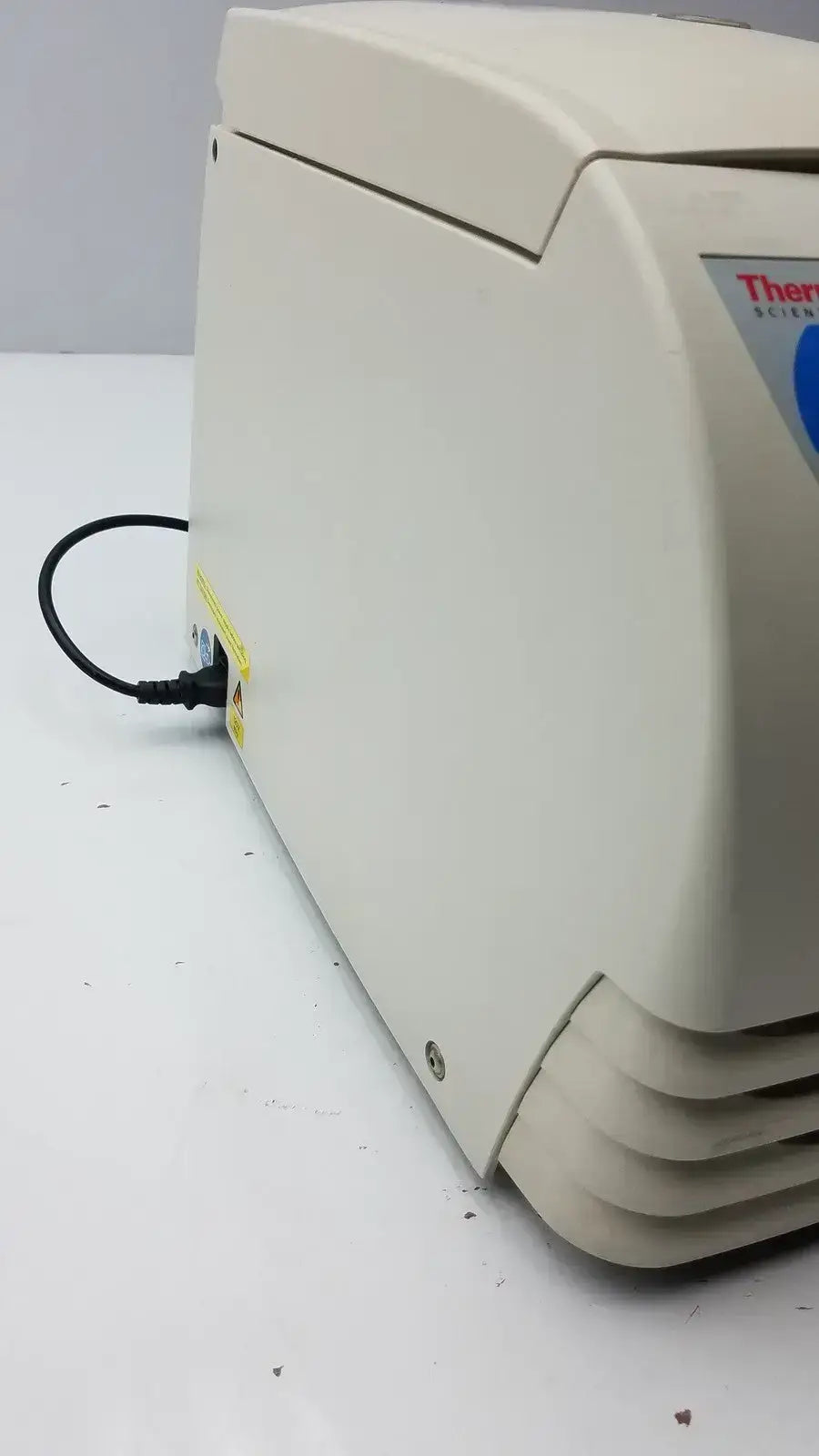 Thermo Scientific Sorvall Legend Micro 21R Refrigerated Centrifuge Refrigerated Microcentrifuge, as-is (for parts) product photo 4