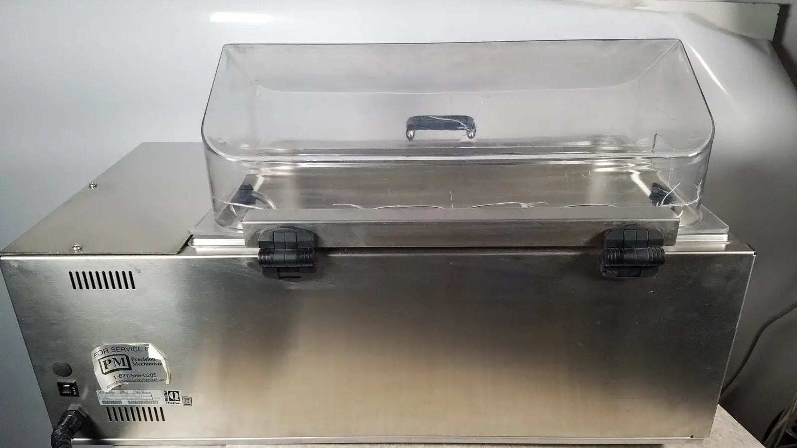 Reuse Medical Thermo Scientific SWB25 Digital Shaker Water Bath Water Baths, Circulators & Chillers, second-hand product photo 10