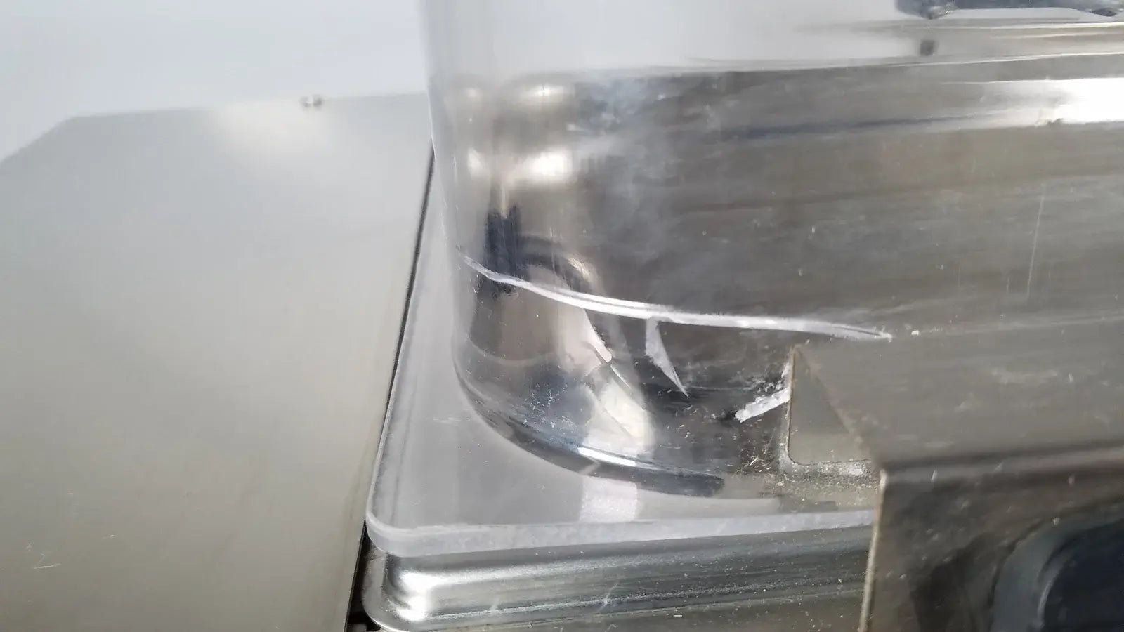 Reuse Medical Thermo Scientific SWB25 Digital Shaker Water Bath Water Baths, Circulators & Chillers, second-hand product photo 13