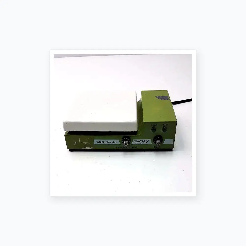 Thermolyne Sybron Corporation Nuova 7 Stirrer Model SP-18425 Laboratory Stirrer, second-hand product photo 1