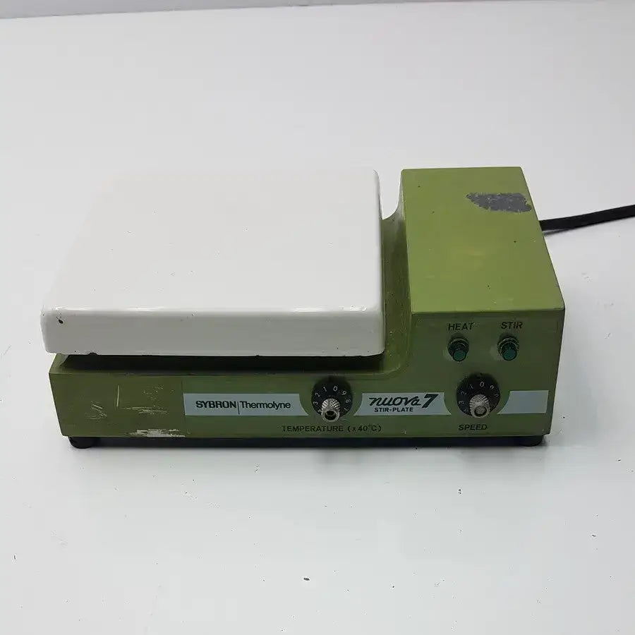 Thermolyne Sybron Corporation Nuova 7 Stirrer Model SP-18425 Laboratory Stirrer, second-hand product photo 1