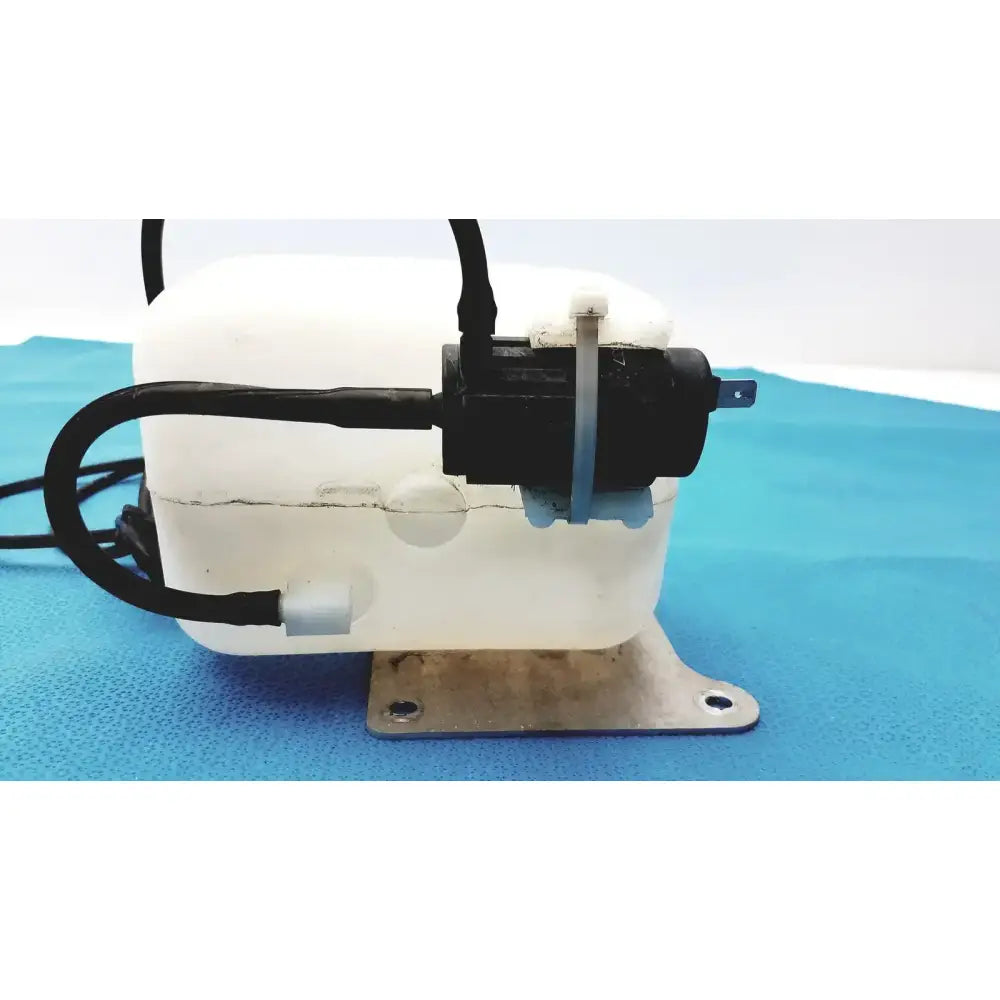 Ford Think Think Golf Cart Windshield Washer Reservoir Tank Bottle Golf Cart Windshield Washer Reservoir, second-hand product photo 8