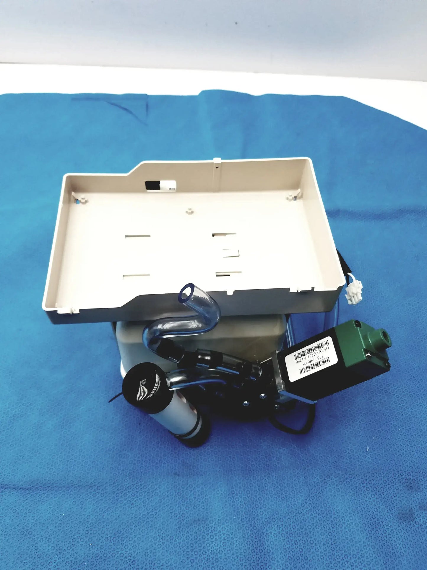 Thomas YP70VC/120 Oil-less Linear Diaphragm Compressor Oil-less Linear Diaphragm Compressor, second-hand product photo 7
