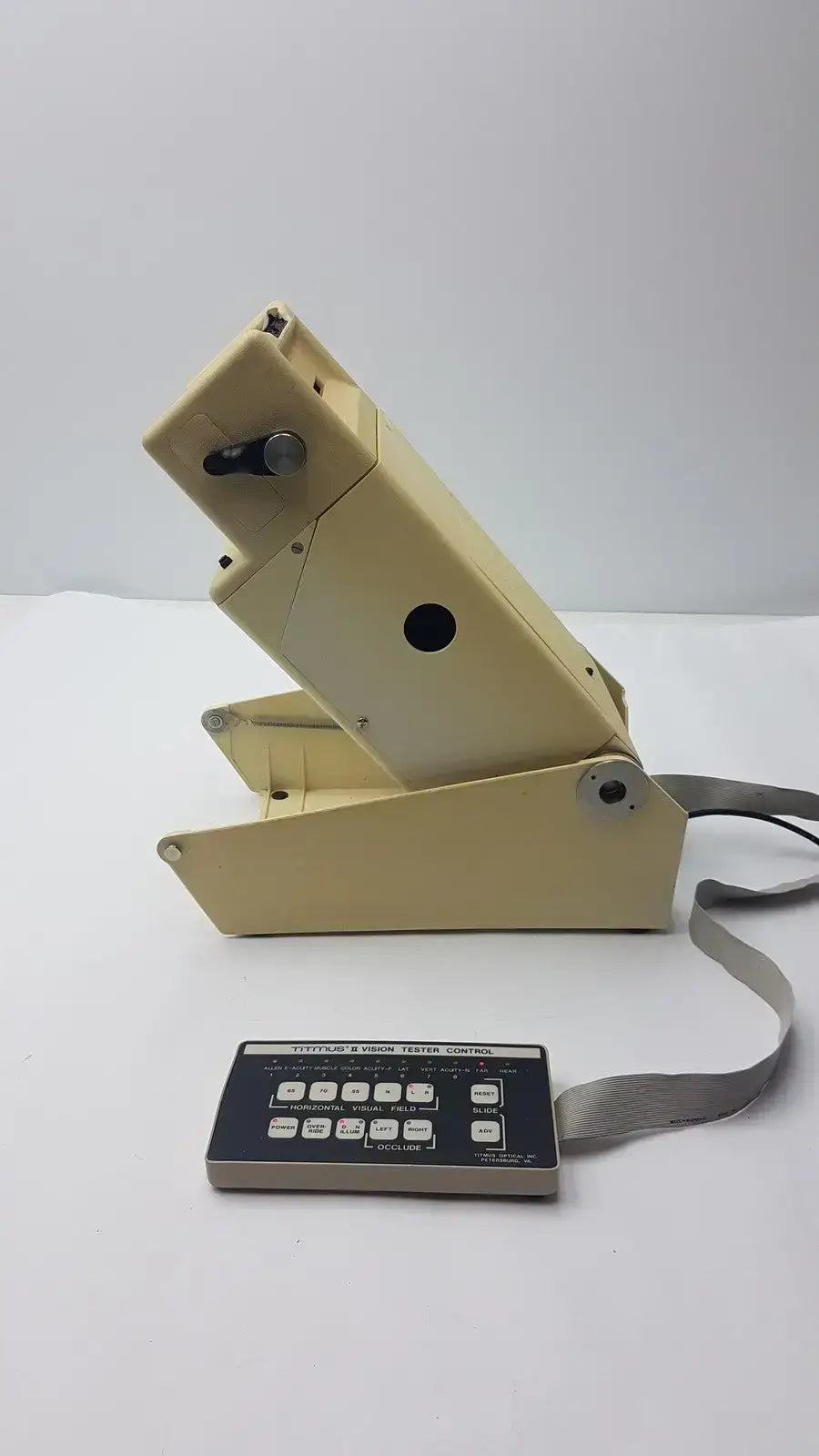 Titmus Optical Titmus II Vision Tester With Controller Vision Tester, second-hand product photo 5