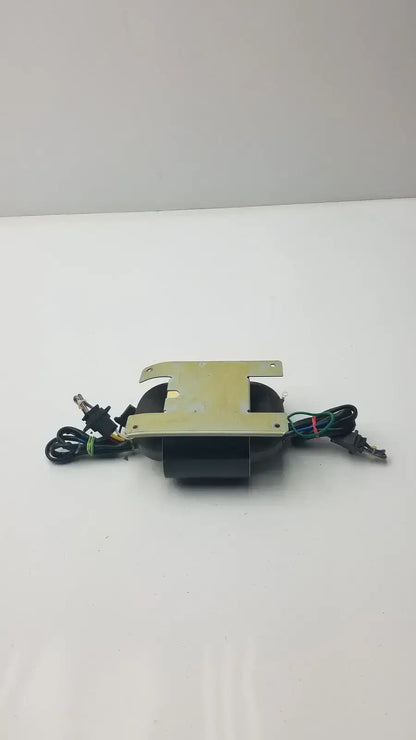 Tohsei Ind 3H30015-0 Transformer, 220V-240V System Transformer, second-hand product photo 5