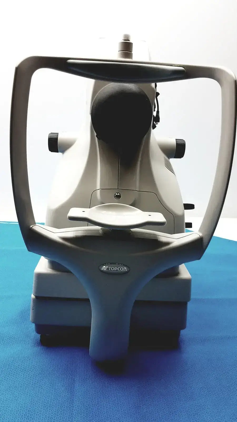 TOPCON TRC-NW8 Non-Mydriatic Retinal Camera Digital Fundus Imaging System Non-Mydriatic Retinal Camera, second-hand product photo 3
