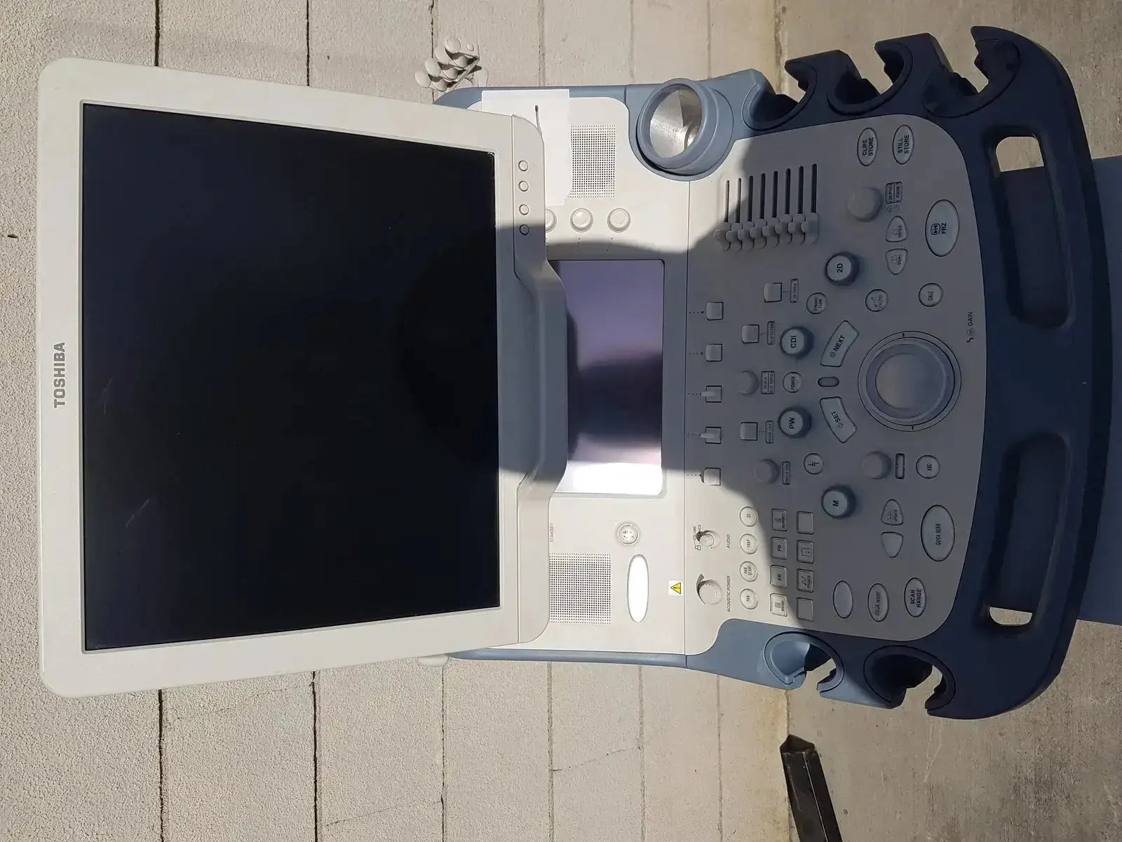 Toshiba Xario XG SSA-660A Diagnostic Ultrasound Machine BSM31-7130 Diagnostic Ultrasound Machine, second-hand product photo 3