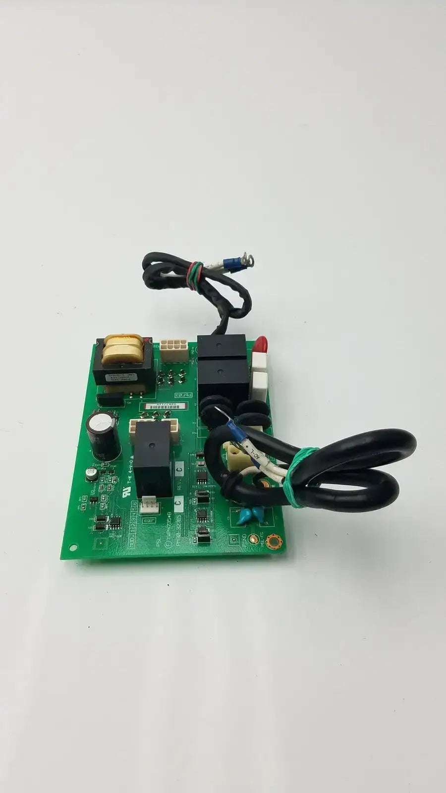 Toshiba YWP4735*B Control Board, PM30-32765, BSM31-4475 Control Board, second-hand product photo 3