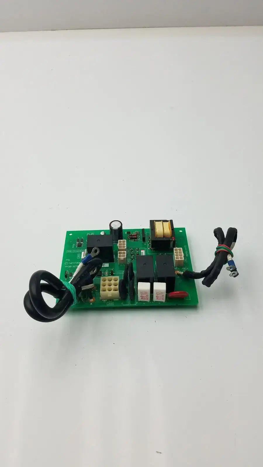 Toshiba YWP4735*B Control Board, PM30-32765, BSM31-4475 Control Board, second-hand product photo 4
