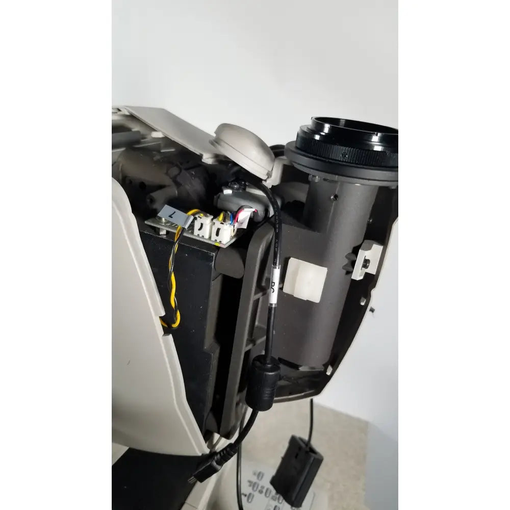 Black and gray tracey itrace visual function analyzer vfa 2 wsl524m showing circuit board and cylindrical component