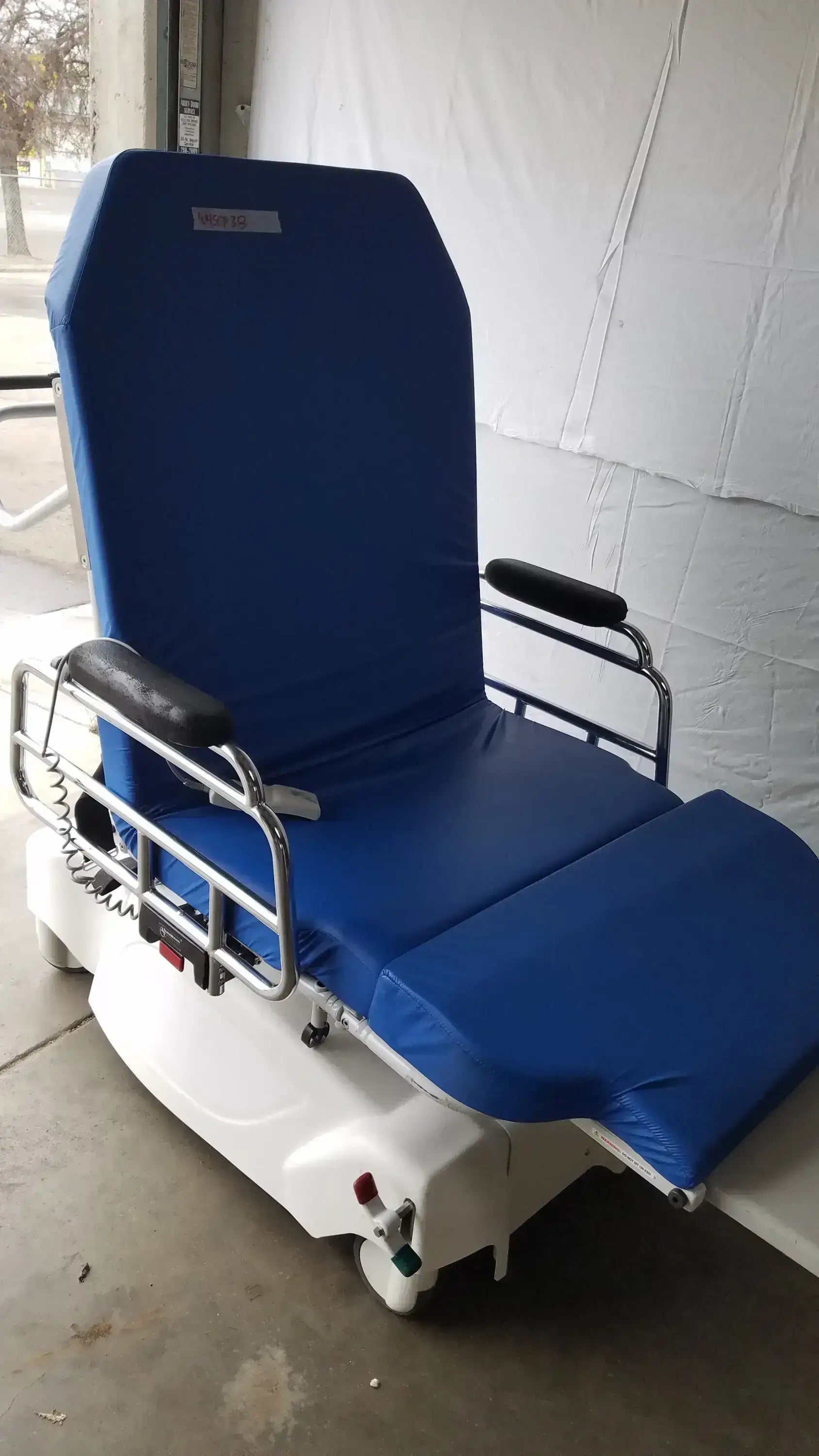 Reuse Medical Equipment TransMotion TMM6 Power Drive Stretcher Chair Powered Examination Chairs, as-is (for parts) product photo 3