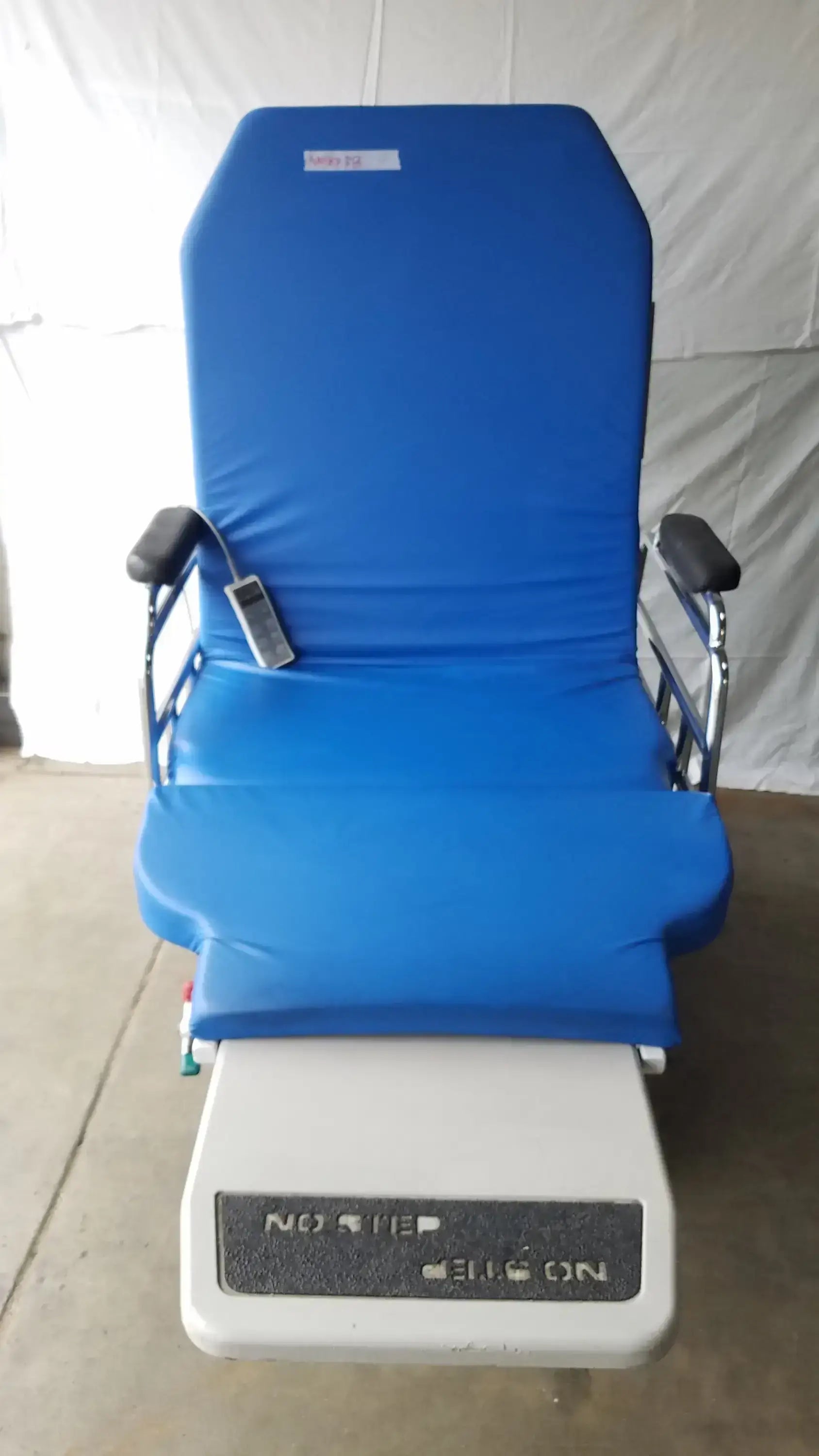 Reuse Medical Equipment TransMotion TMM6 Power Drive Stretcher Chair Powered Examination Chairs, as-is (for parts) product photo 20