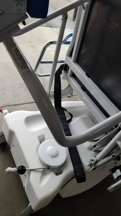 Reuse Medical Equipment TransMotion TMM6 Power Drive Stretcher Chair Powered Examination Chairs, as-is (for parts) product photo 7